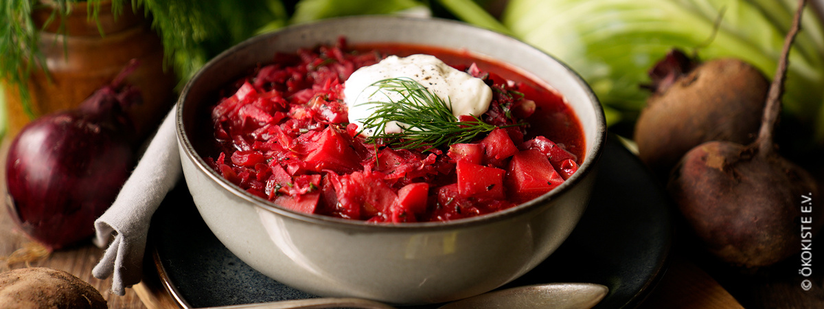 Rezept  des Monats Oktober 23 Borschtsch
