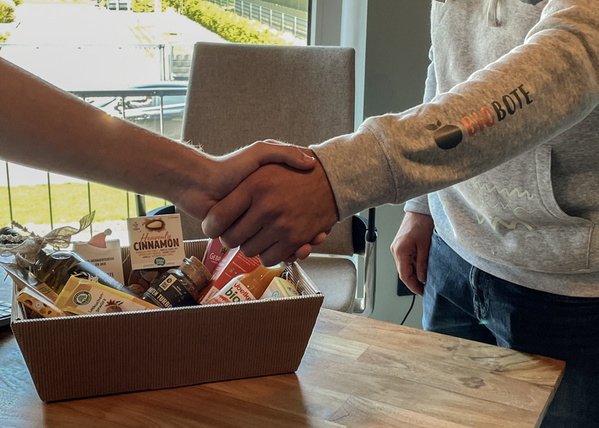 Handshake Persönliches Kennenlernen