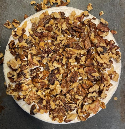 Produktfoto zu Hof Dörmann - Willibrie mit gerösteten Walnüssen, 45% Fett i. Tr.