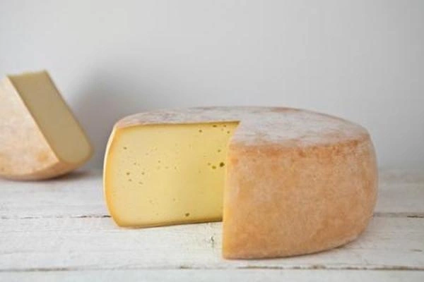 Dannwisch Hofkäse Möhre