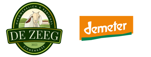 KI generiert: Logos von "DE ZEEG" und "demeter". Text: "DE ZEEG HANDWERKLICH & REGIONAL ZIEGENKÄSE 2023".