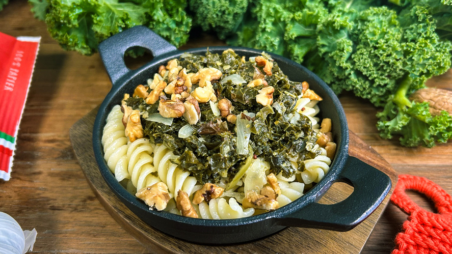 Rezeptbild für 127. Pasta mit Grünkohlsoße und gerösteten Walnüssen