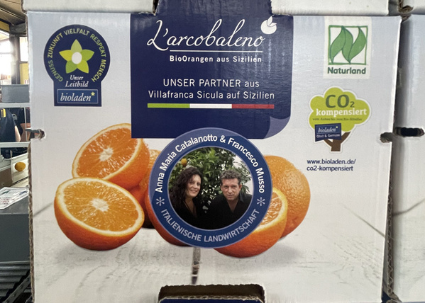 lárcobalena Orangenkarton