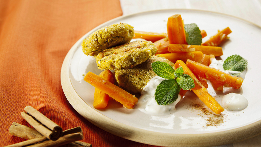 Rezeptbild für 276. Zimtkarotten mit Falafelbällchen und Joghurt