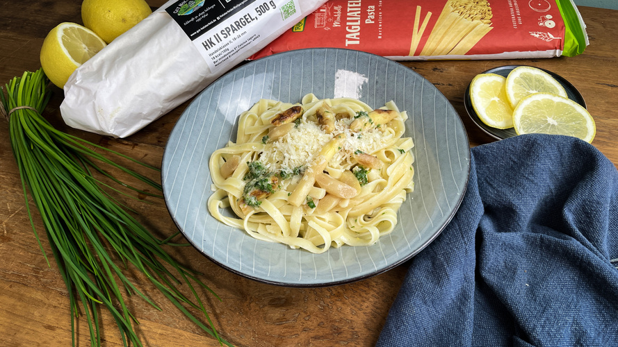 Rezeptbild für 147. Tagliatelle mit gebratenem Spargel 